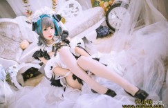 软萌妹子仙女月cosplay女圤扮装也是相当的吸睛